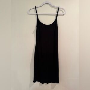 Skims fits everybody ribbed cami slip dress. Black. Size M